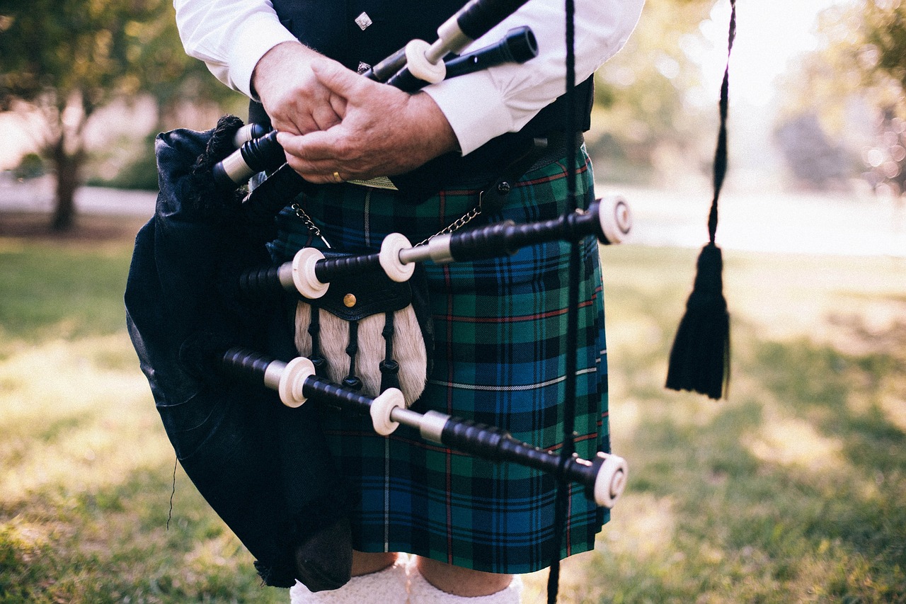 bagpipe-349717_1280.jpg