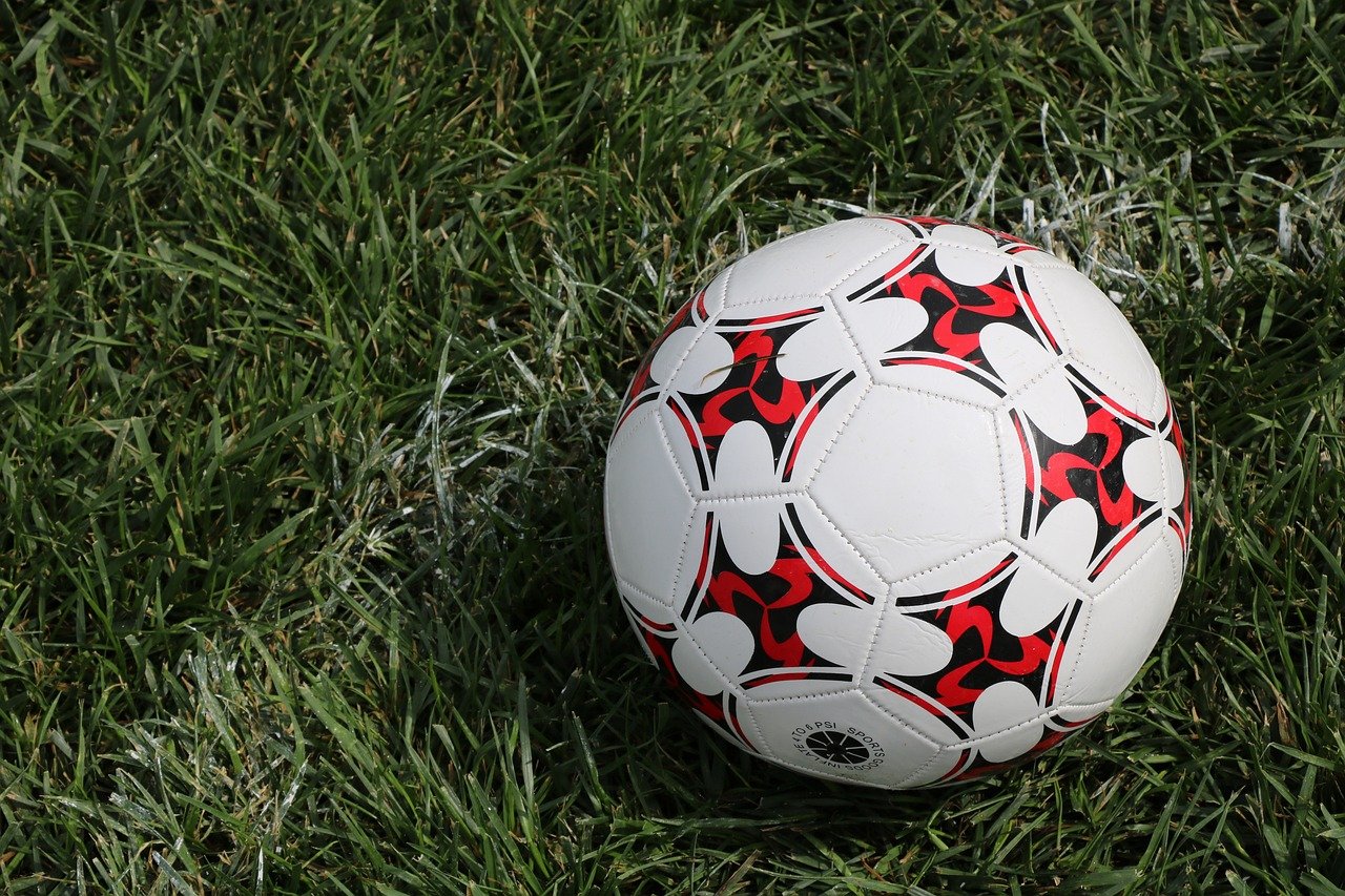 football-8266065_1280.jpg
