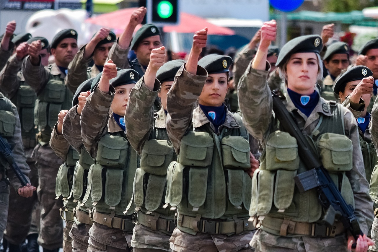 military-3264231_1280.jpg