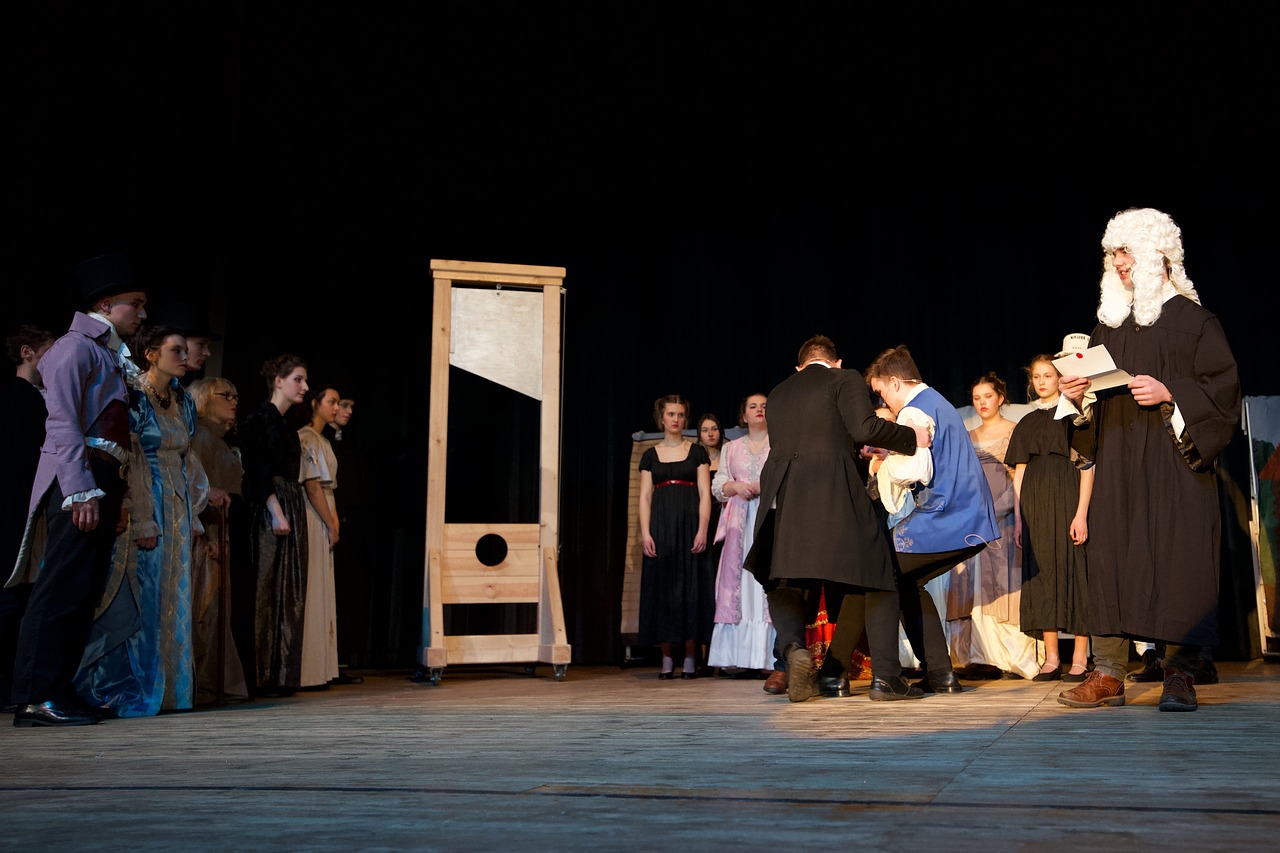 theatre-4871693_1280.jpg