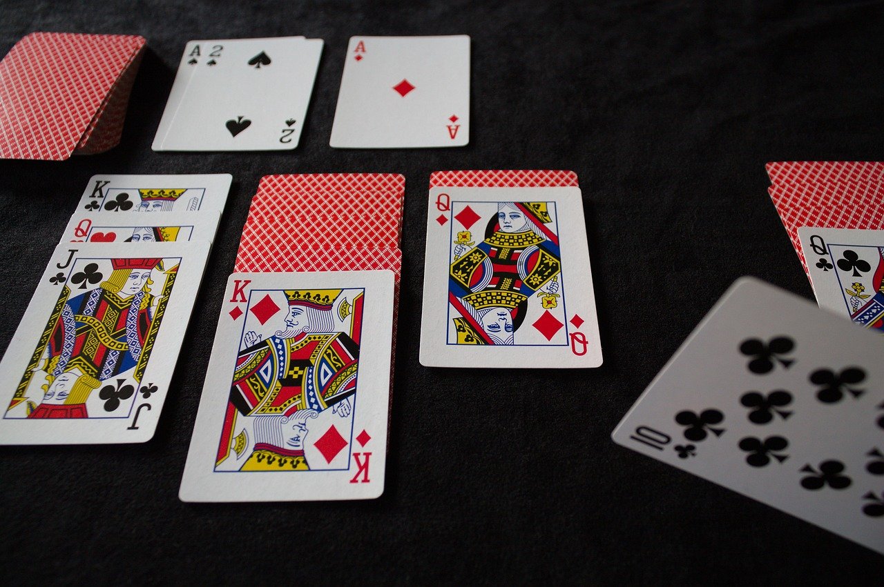 solitaire-8131245_1280.jpg