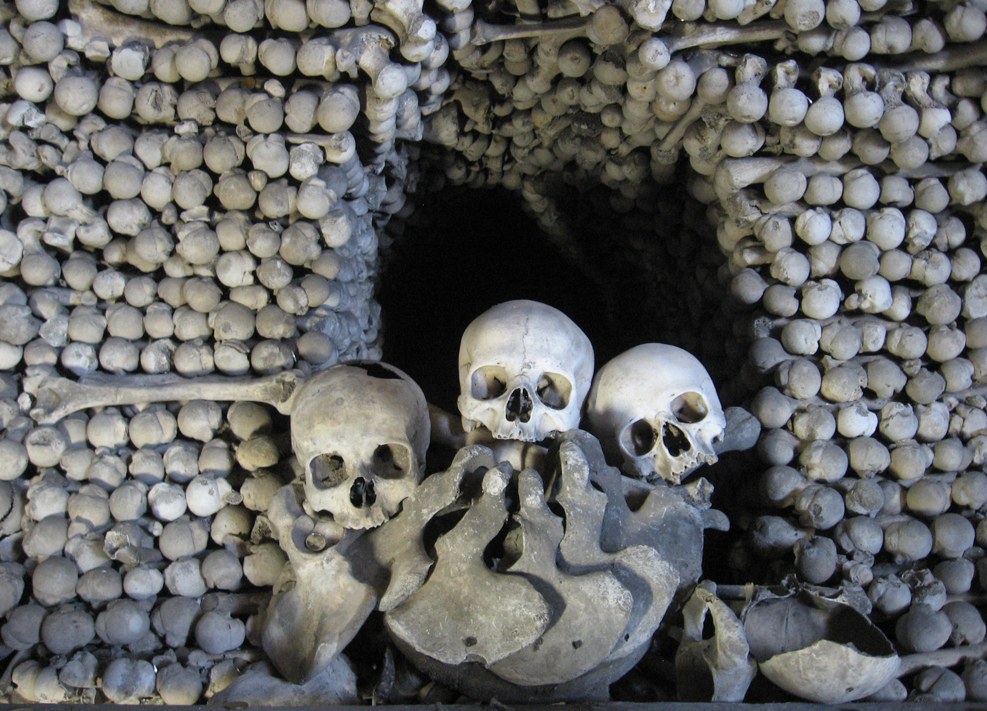 Ossuary_in_Sedlec.jpeg