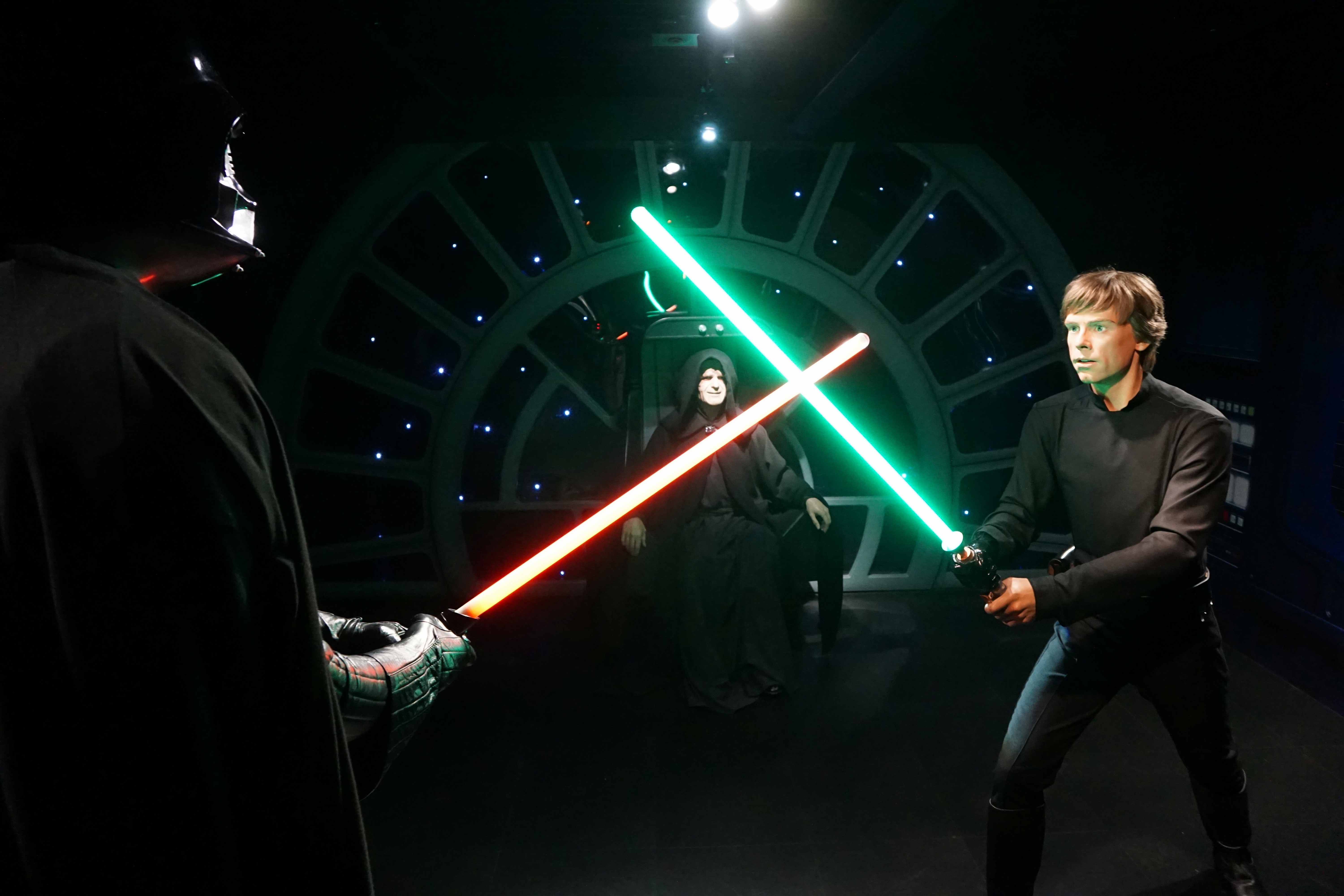 Star_Wars_characters_at_Madame_Tussaud.jpg