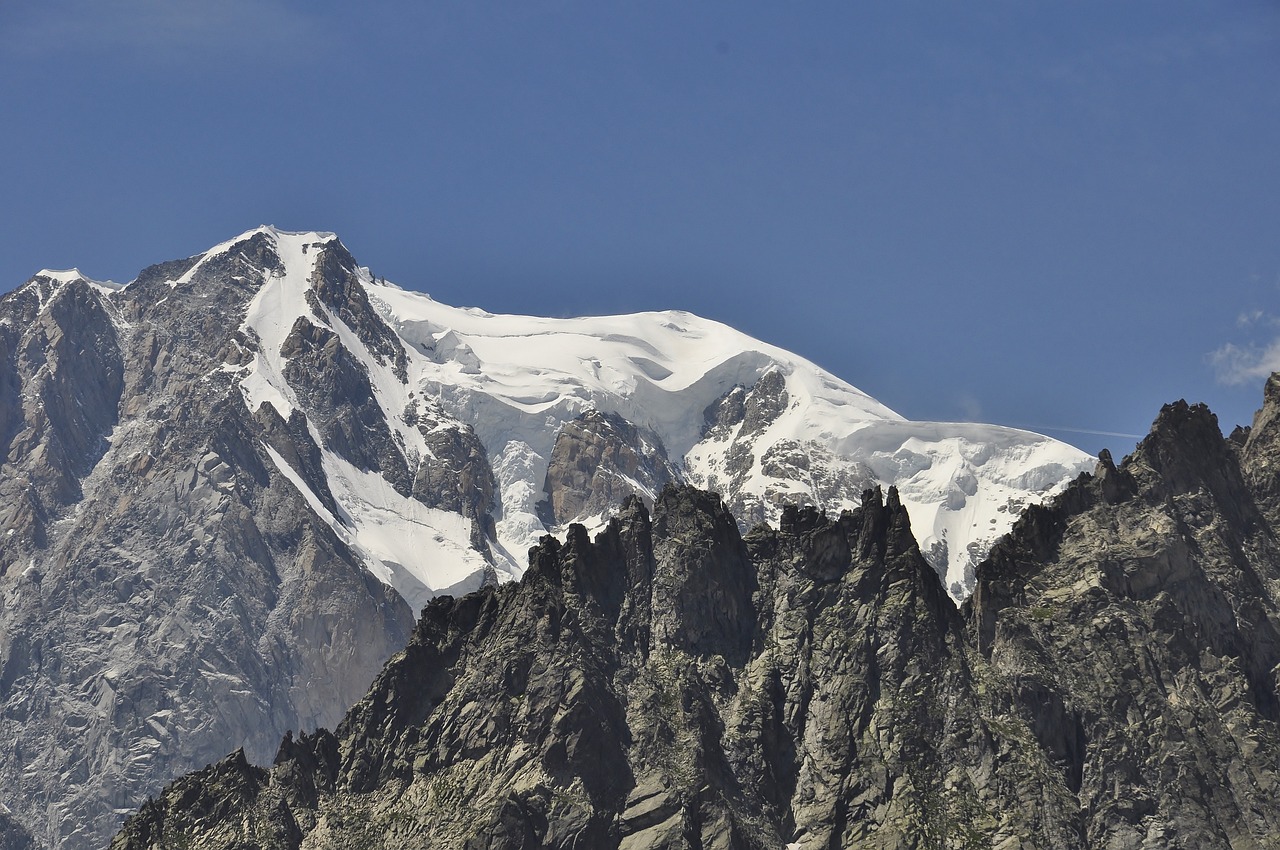 mont-blanc-4366203_1280.jpg