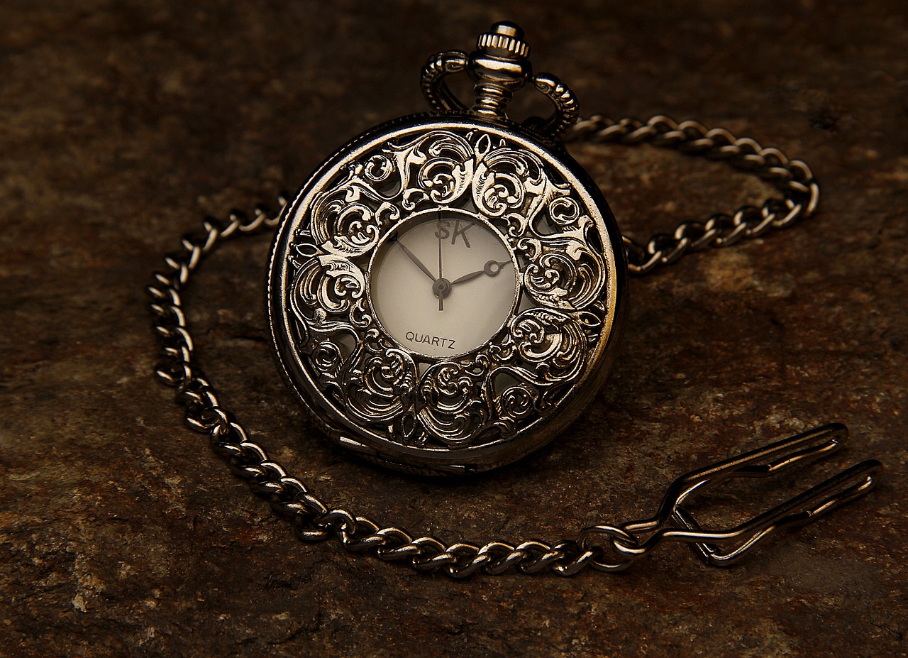 pocket-watch-560937_1280.jpg