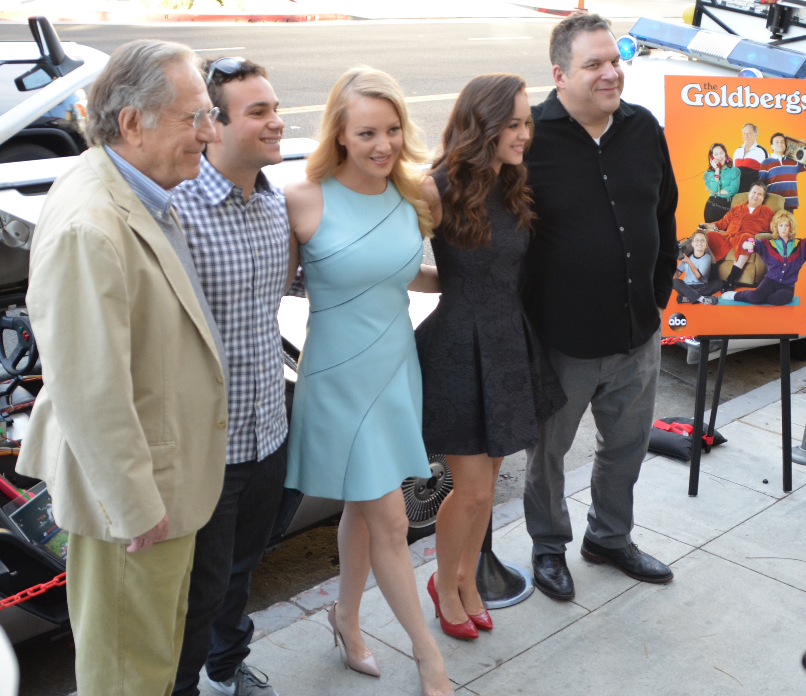 The_Goldbergs_cast_2014.jpg