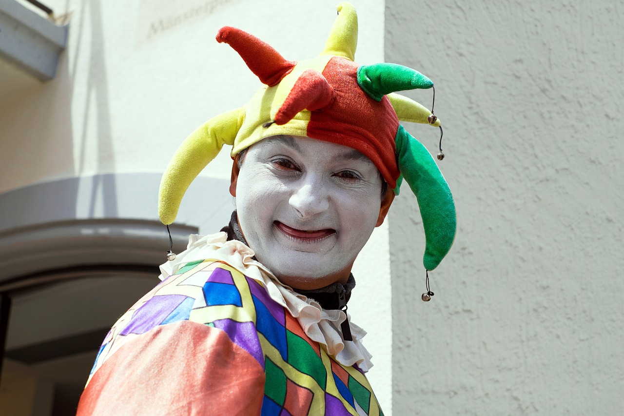 fool-1476189_1280.jpg