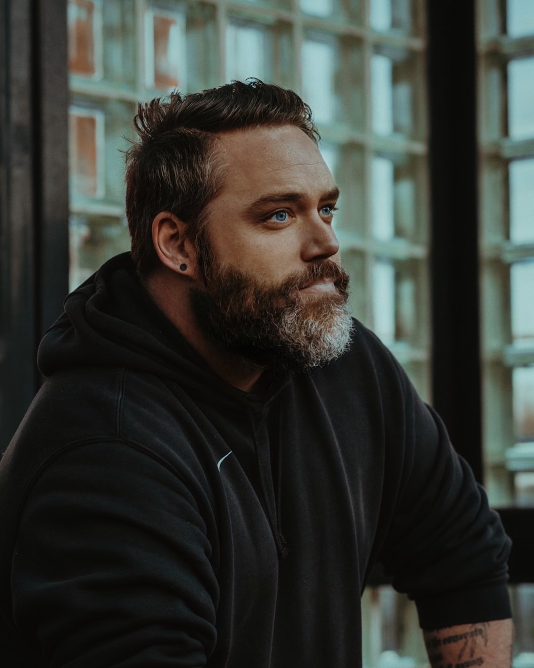 photo-1656339781704-0afb3becfd90