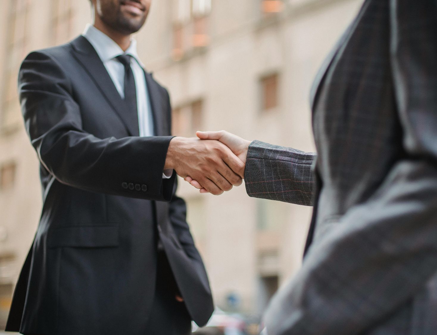 20 Strategies For Leveraging LinkedIn To Find Your Dream Job - TheZenParent